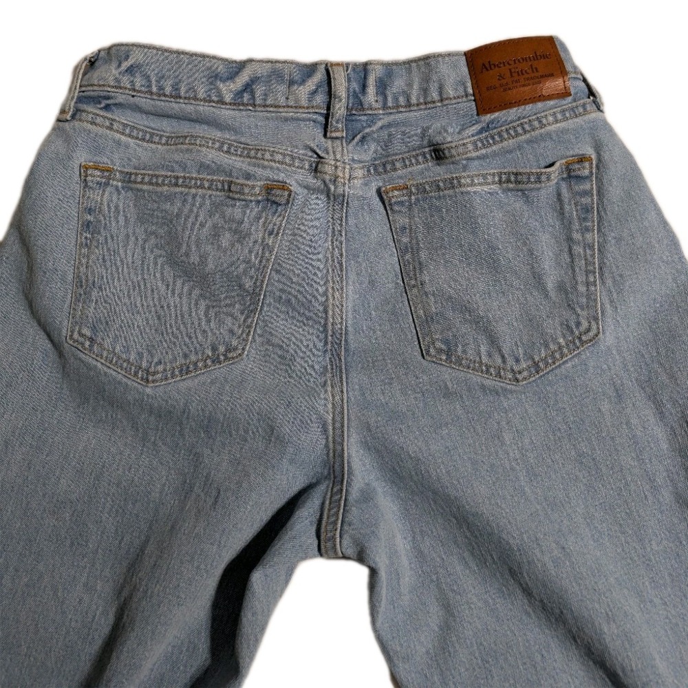 Abercrombie & Fitch Athletic Loose Jeans Mens 30x32 Light Wash Stretch Denim - Picture 8 of 8